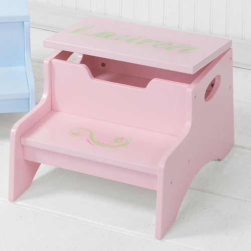 Столче с място за съхранение на играчки