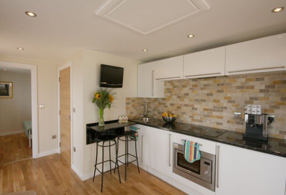 Кухня в малка къща