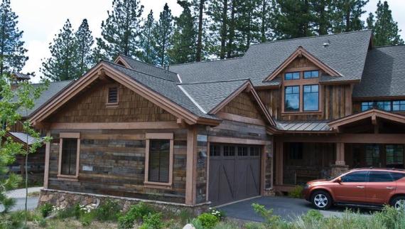 Екстериор със стара дървесина Екстериор със стара дървесина