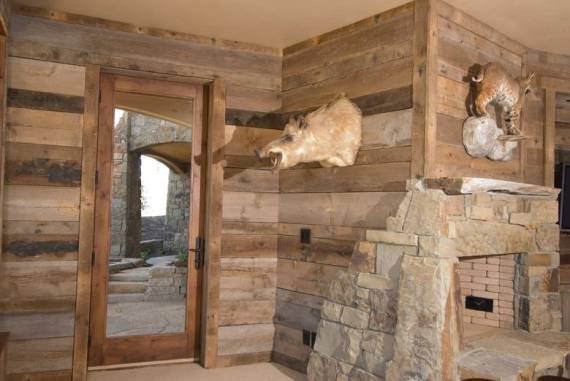 Интериорен дизайн от състарена дървесина Интериорен дизайн от състарена дървесина