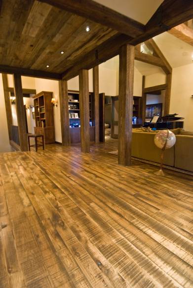 Под от състарена дървесина Под от състарена дървесина