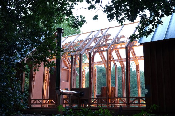 Градинска къща