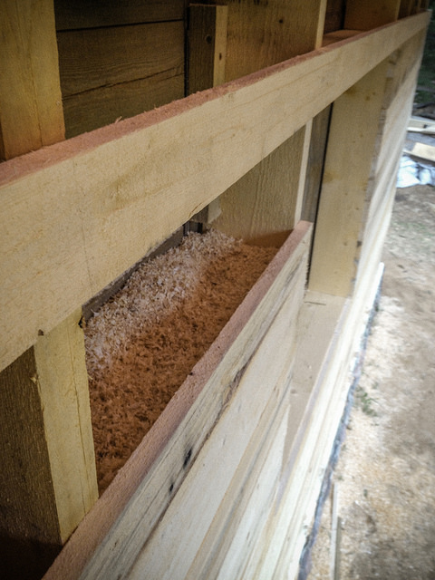 натурална изолация